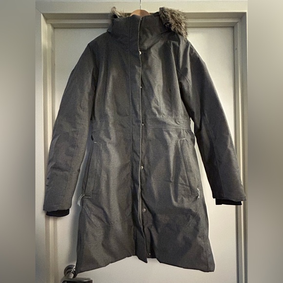 The North Face Gray Puffer Jacket with Fur Hood - Picture 2 of 8